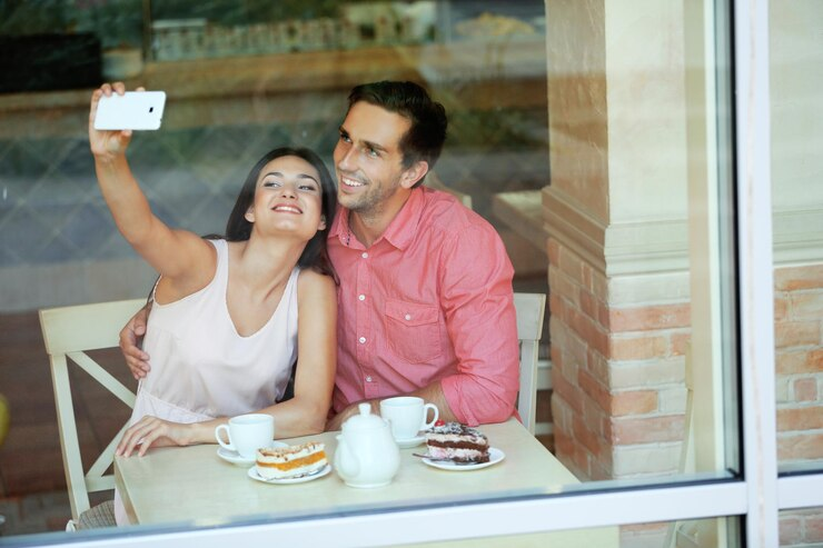 Cafe for Couples in Noida