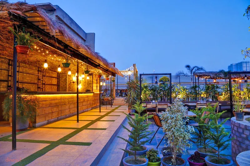 Rooftop Cafe in Noida