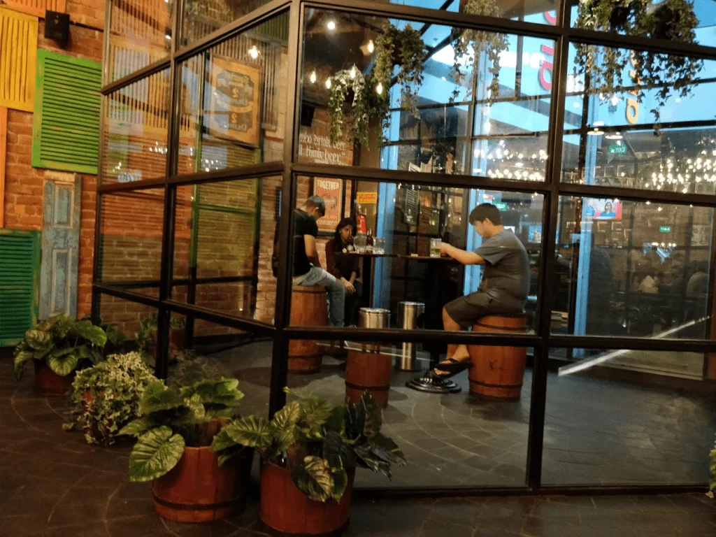 The Irish House | best date places in Noida